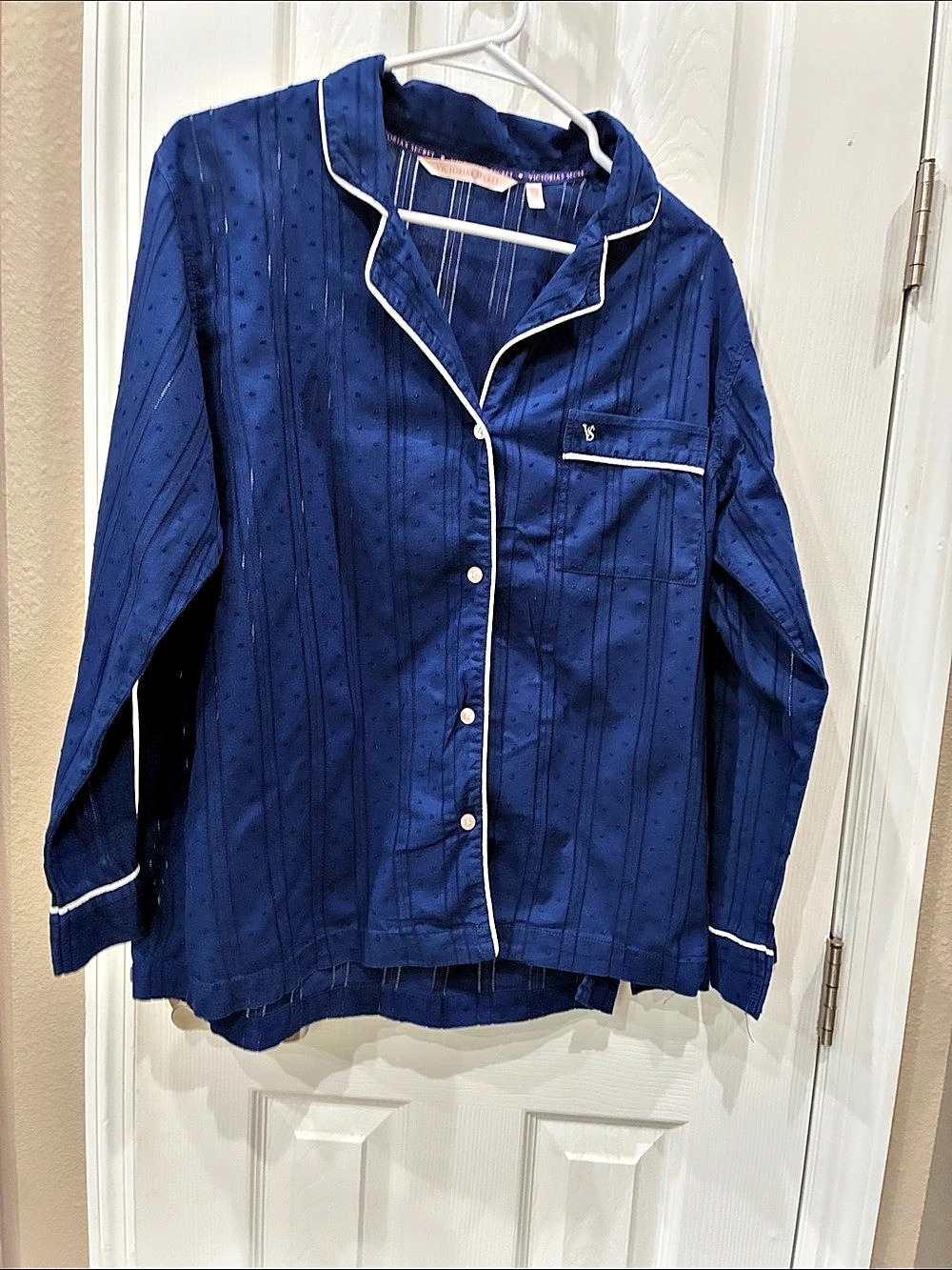 Victoria's Secret Satin Pajama Shirt in Blue Size Medium Like New